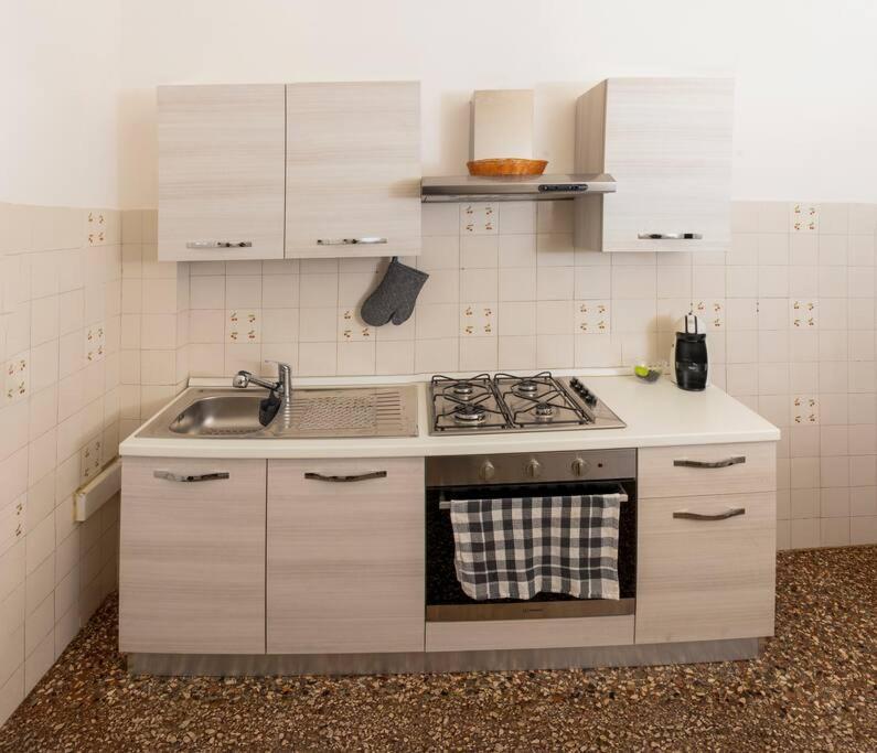 Minimal House Rom